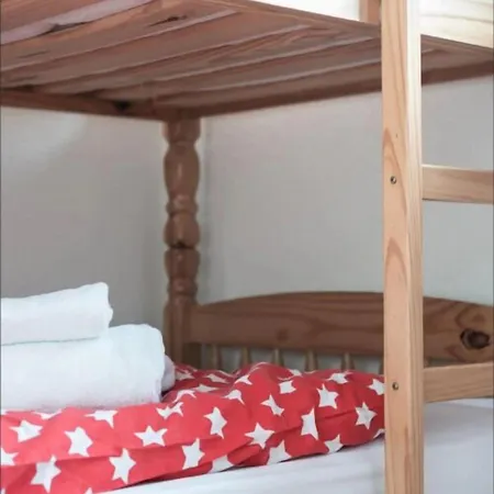 On Bus Route - Spacious - Sleeps 8 Semesterbostad Morzine